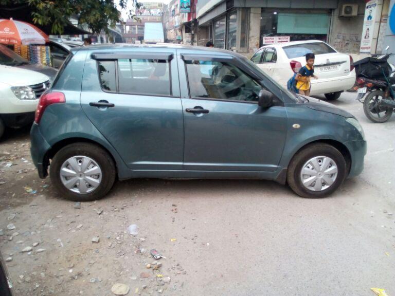 Maruti Suzuki Swift LXi 2011