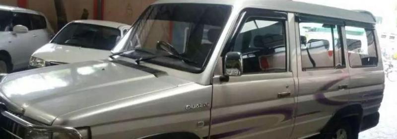 Toyota Qualis GS C8 2004