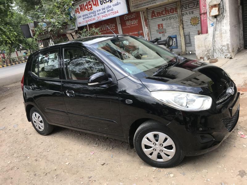 Hyundai i10 Sportz 1.2 2012