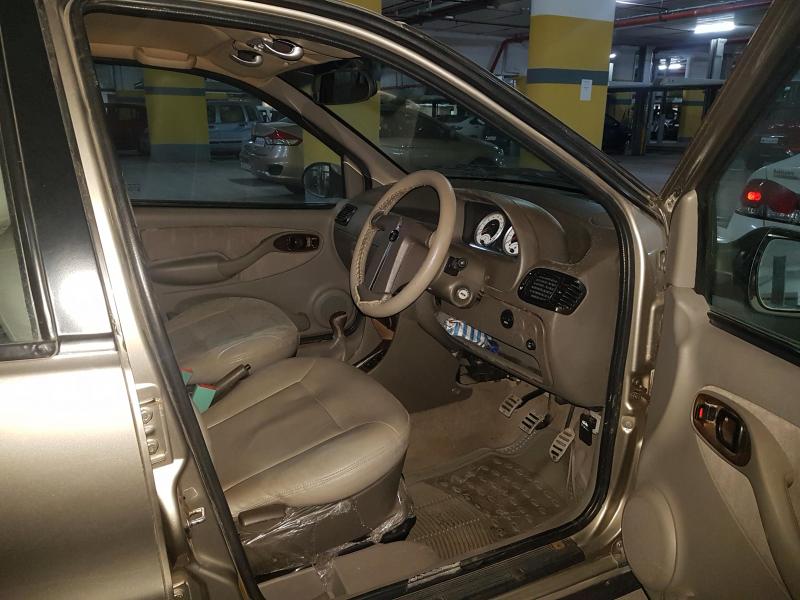 Tata Indigo eCS GLX 2010