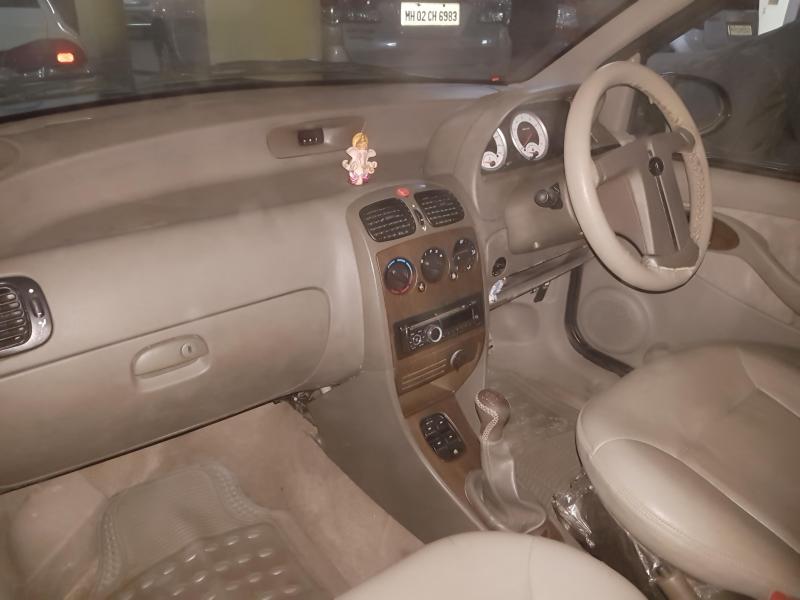 Tata Indigo eCS GLX 2010