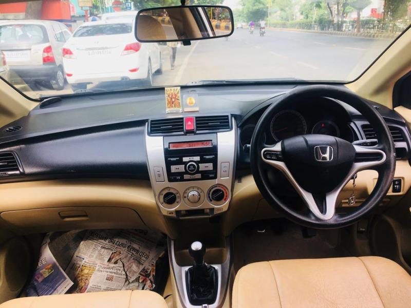 Honda City 1.5 S MT 2011