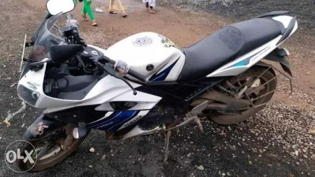 yamaha r15s side panel price