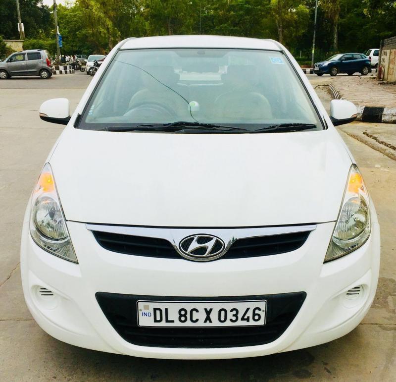 Hyundai i20 Sportz 1.2 (O) 2011