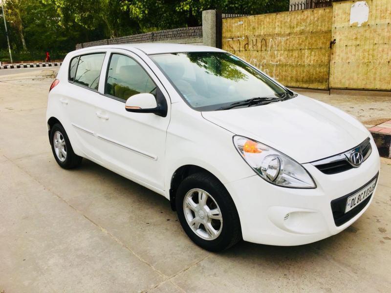 Hyundai i20 Sportz 1.2 (O) 2011