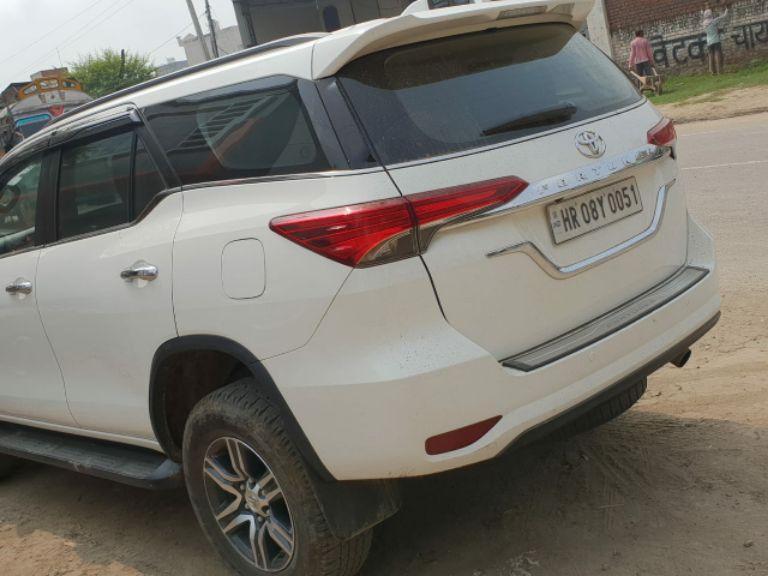 Toyota Fortuner 2.7 4x2 AT 2018