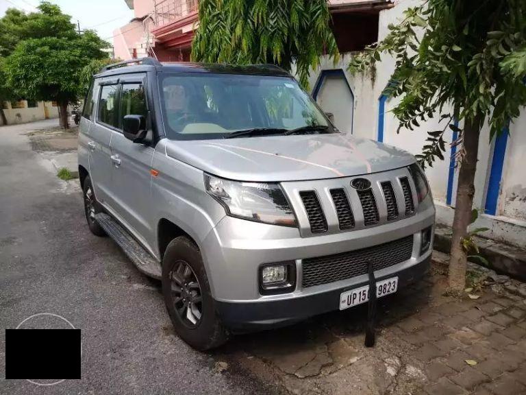 Mahindra TUV300 T10 Dual Tone 2018