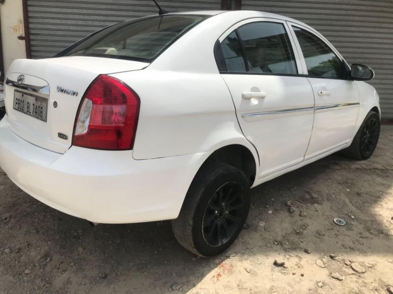 Hyundai Verna 1.4 CRDi 2010