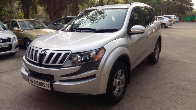Mahindra XUV500 W8 2015