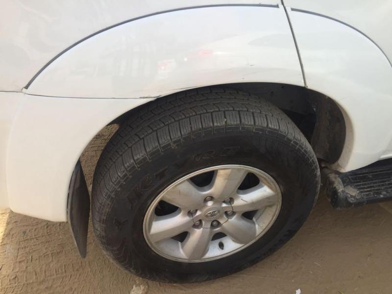 Toyota Fortuner 3.0 4x2 MT 2010