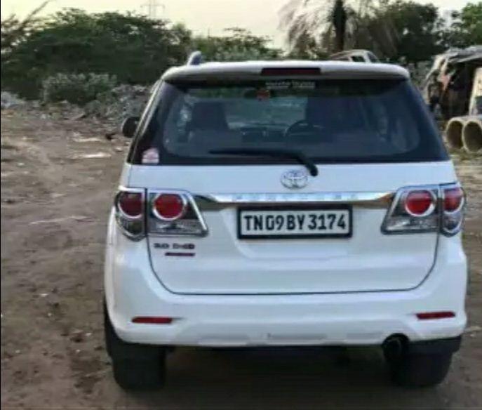 Toyota Fortuner 3.0 4X4 MT 2014