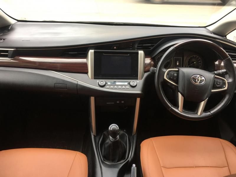 Used Toyota Innova Crysta 2.4 VX 8 STR 2017 Model (PID-1416514012) Car ...