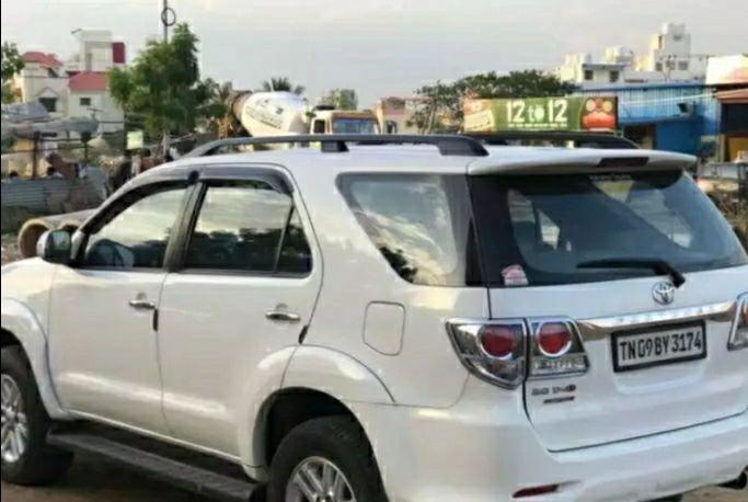 Toyota Fortuner 3.0 4X4 MT 2014