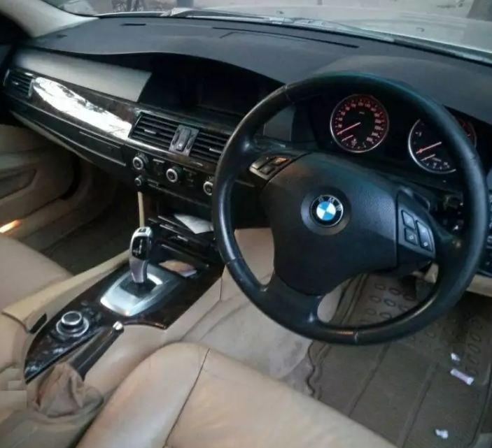 BMW 5 Series 520d 2009