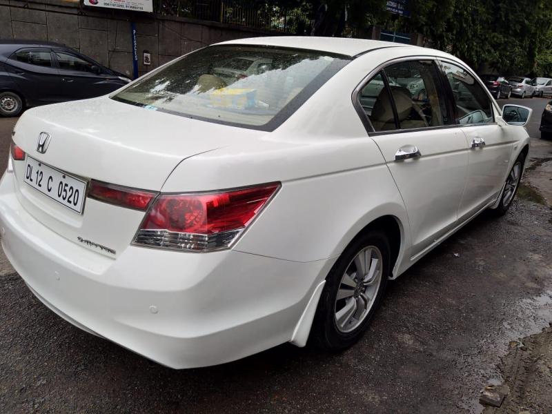 Honda Accord 2.4 AT 2009