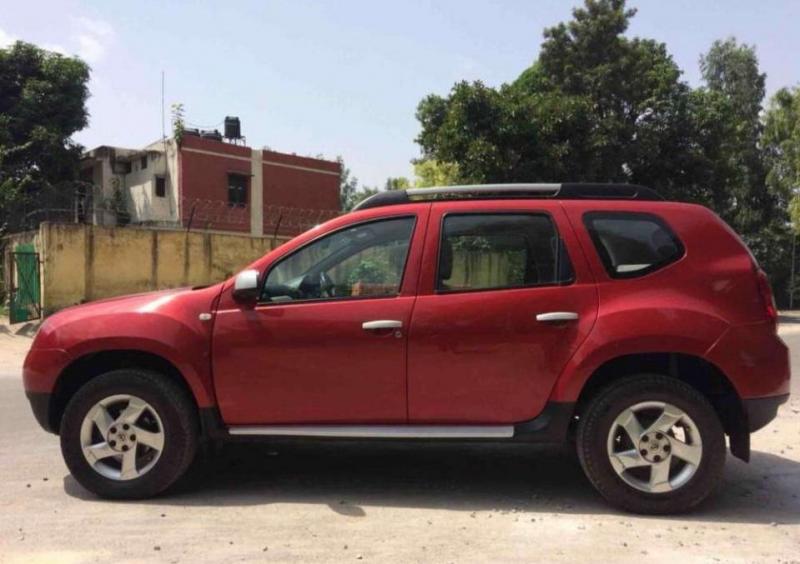 Renault Duster 110 PS RXZ 4X2 MT 2013
