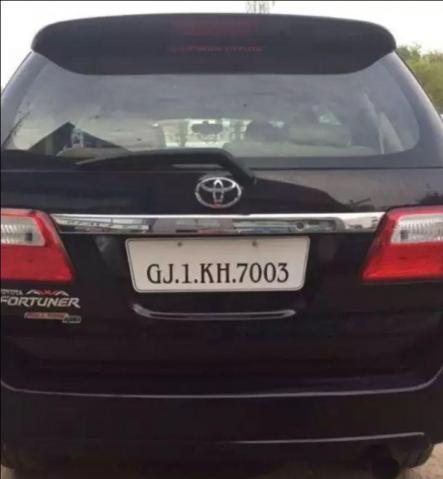 Toyota Fortuner 3.0 4x2 MT 2011