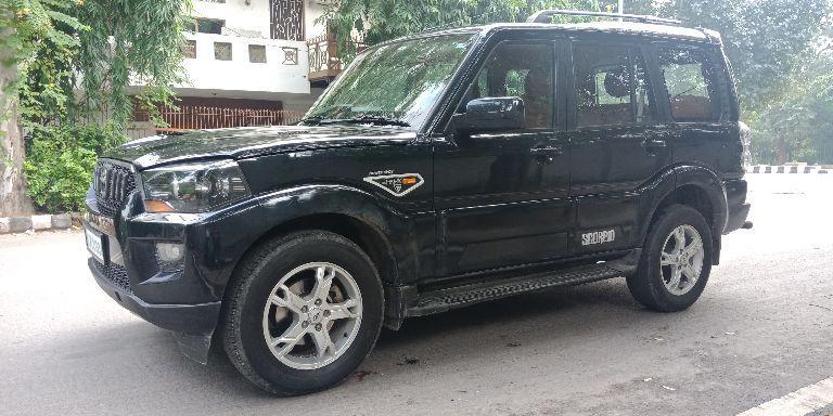 Mahindra Scorpio S10 2WD Intelli-Hybrid 2017