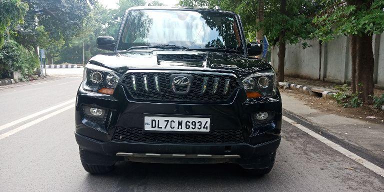 Mahindra Scorpio S10 2WD Intelli-Hybrid 2017