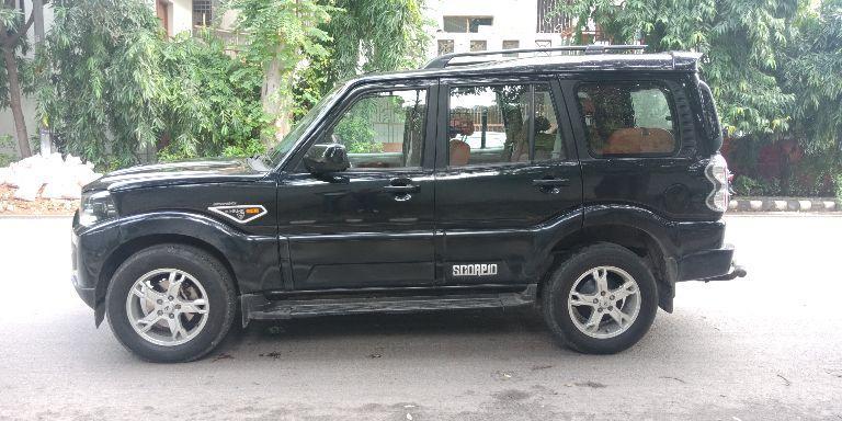 Mahindra Scorpio S10 2WD Intelli-Hybrid 2017