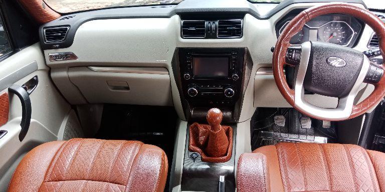 Mahindra Scorpio S10 2WD Intelli-Hybrid 2017