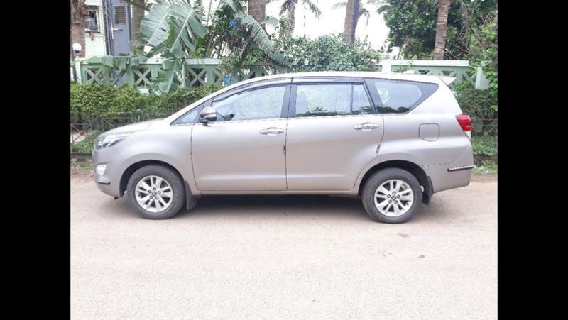 Toyota Innova Crysta 2.4 VX 7 STR 2017