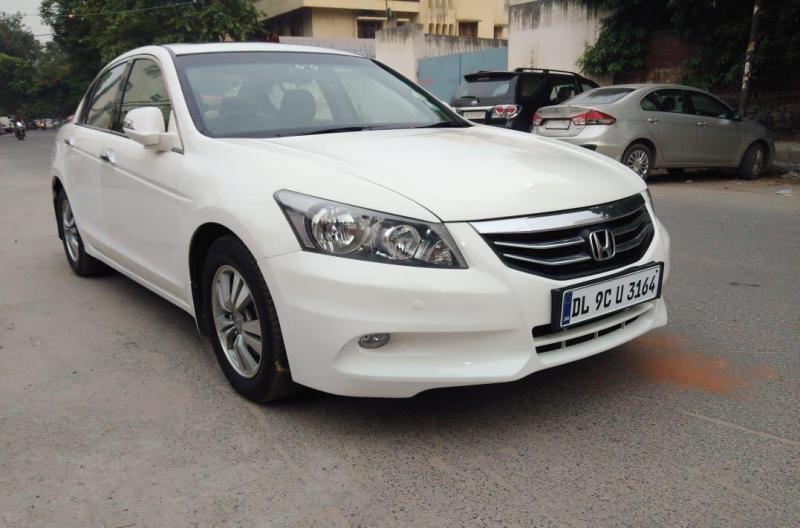 Honda Accord 2.4 AT 2012