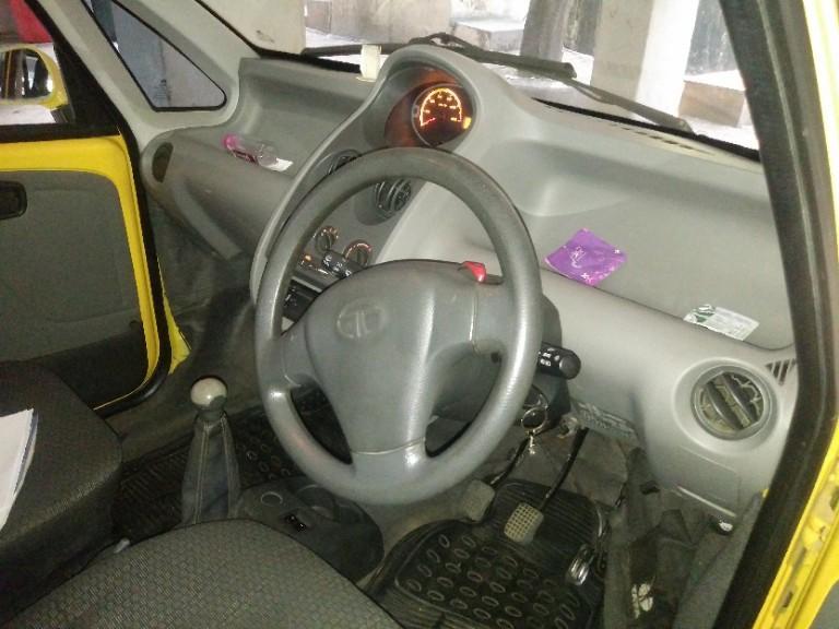 Tata Nano LX 2010