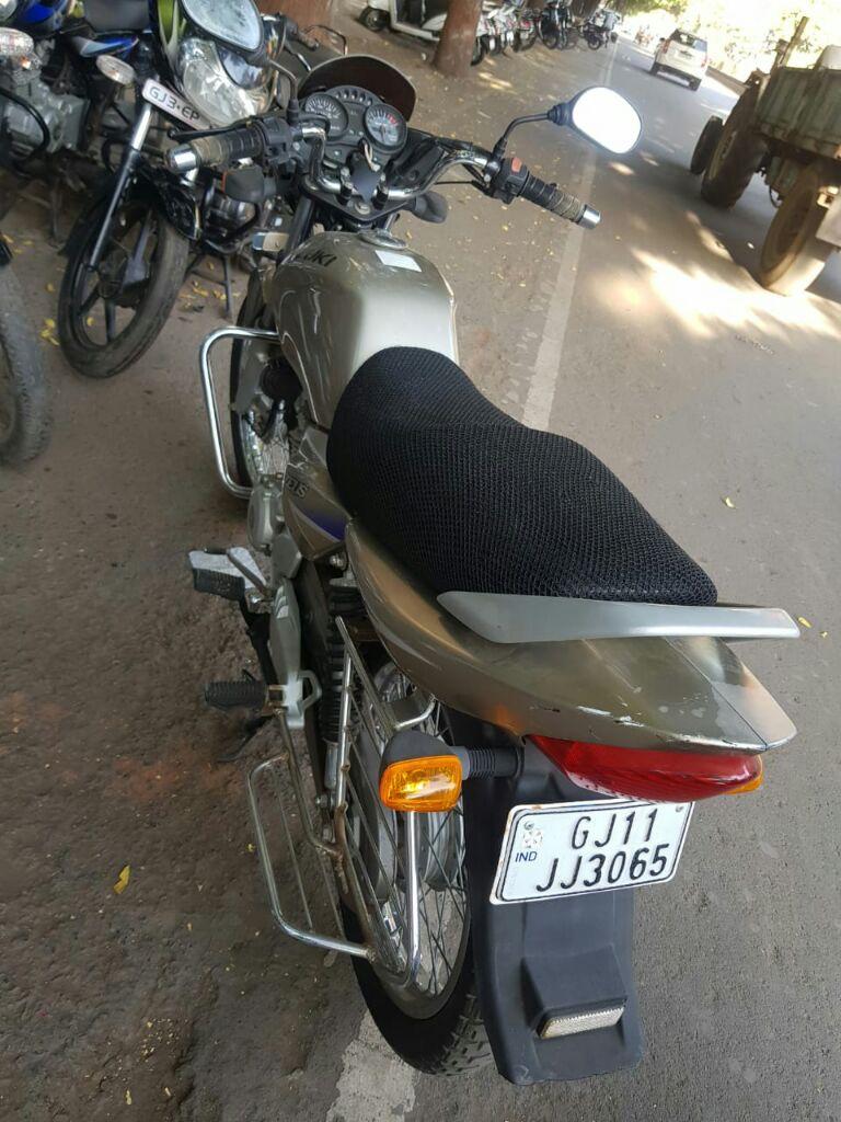 suzuki zeus 125 price