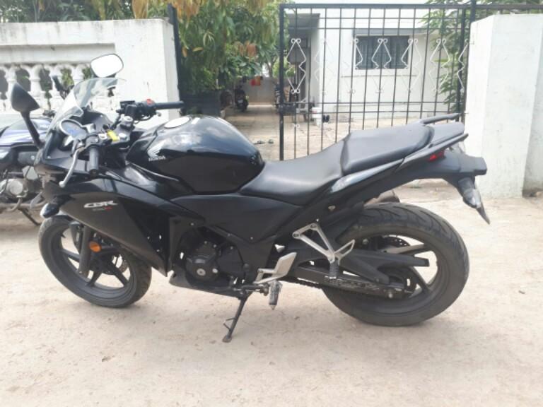 Honda CBR 250R ABS 2015
