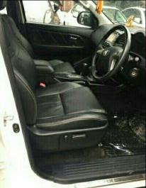Toyota Fortuner 3.0 4x2 MT 2013