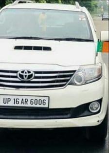 Toyota Fortuner 3.0 4x2 MT 2013