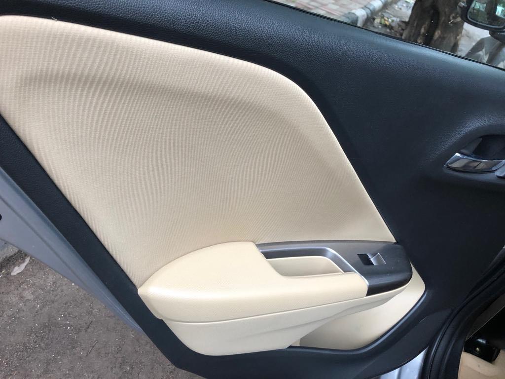 Honda City V i-VTEC 2017