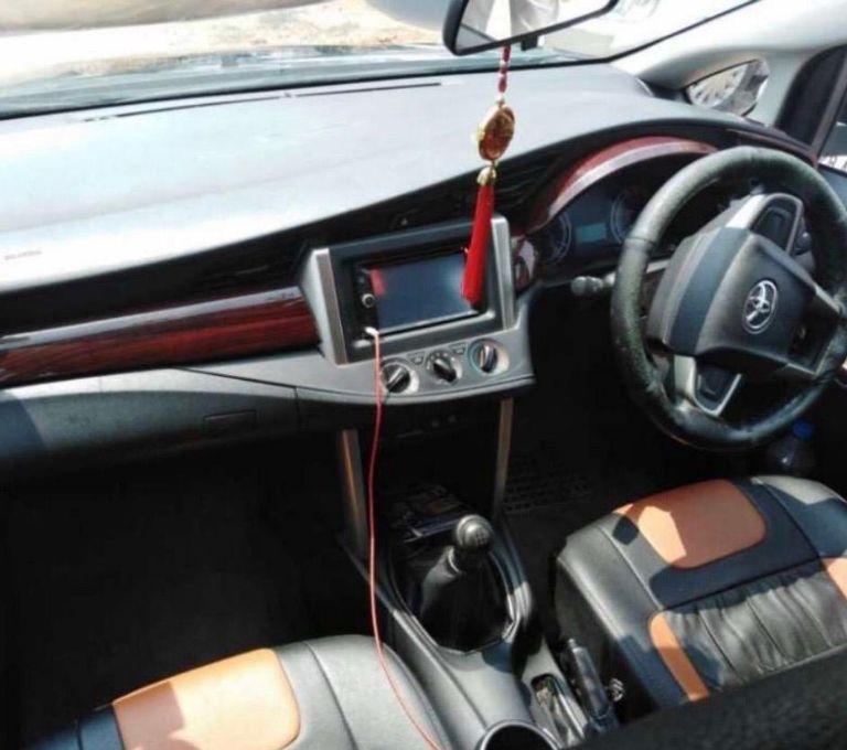 Toyota Innova Crysta 2.8 Z AT 7 STR 2016