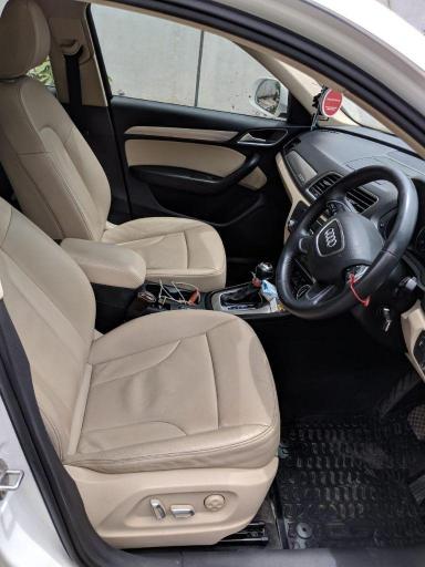 Audi Q3 35 TDI Premium + Sunroof 2015