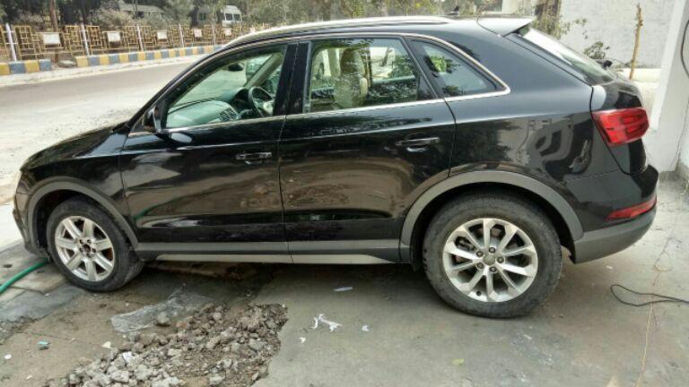 Audi Q3 35 TDI Premium + Sunroof 2016