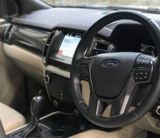 Ford Endeavour Titanium 3.2 4x4 AT 2017