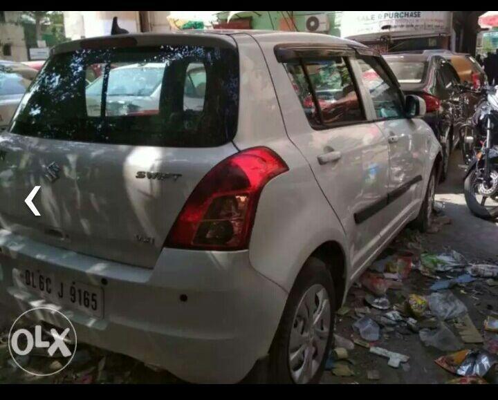 Maruti Suzuki Swift LXi 2011