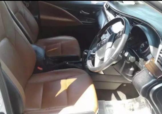 Toyota Innova Crysta 2.4 G 7 STR 2016