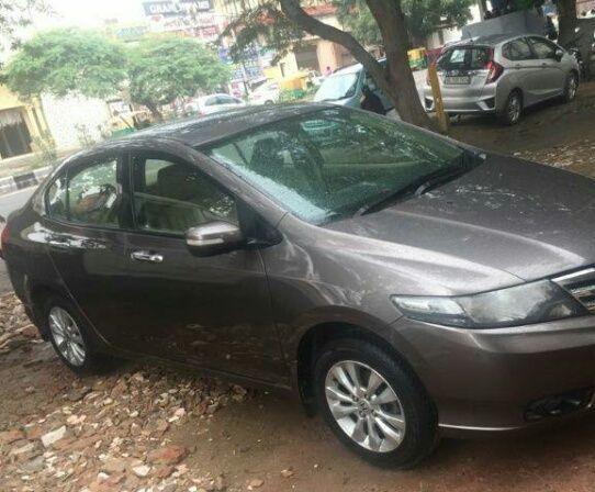 Honda City 1.5 E MT i-VTEC 2015