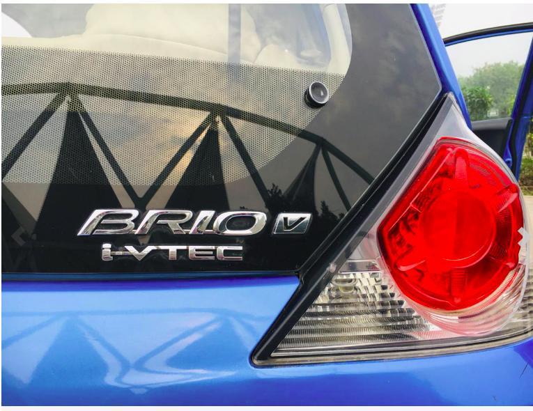 Honda Brio V MT 2011