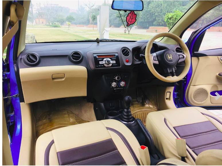 Honda Brio V MT 2011