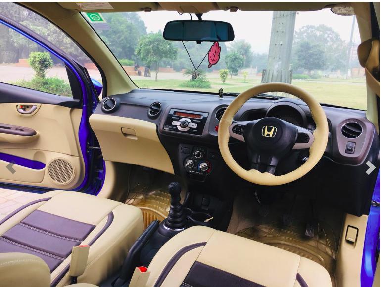 Honda Brio V MT 2011