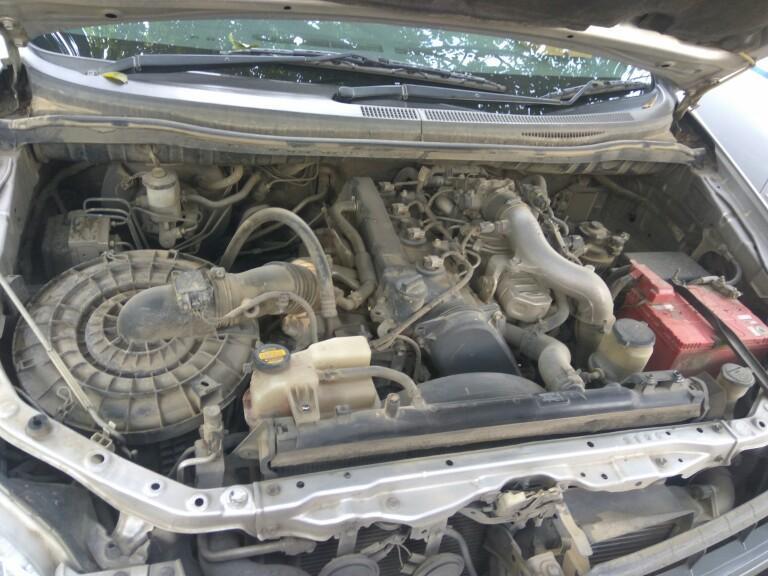 Toyota Innova 2.5 G 2014