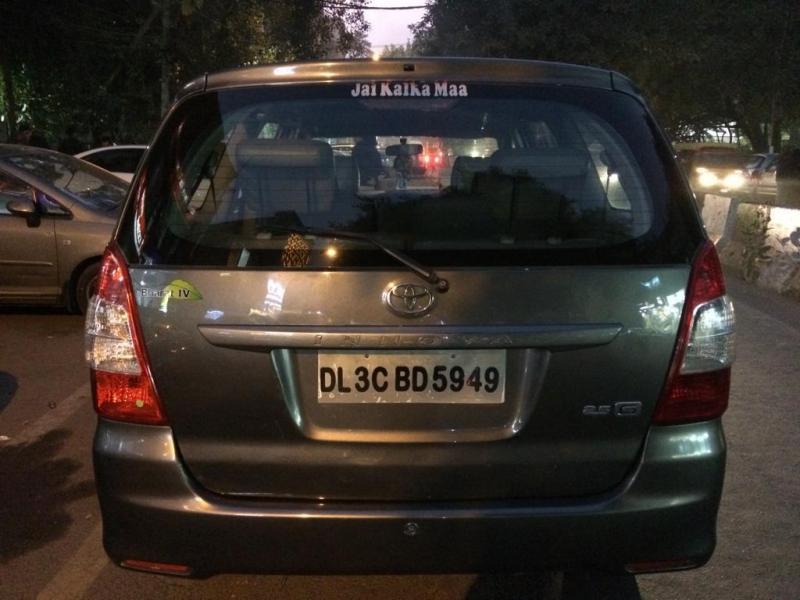 Toyota Innova 2.5 GX 8 STR BS III 2012