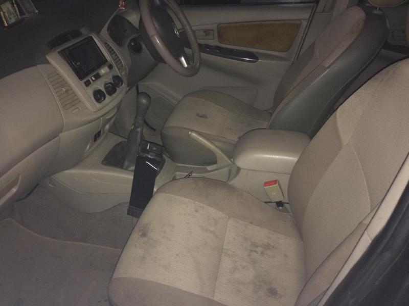 Toyota Innova 2.5 GX 8 STR BS III 2012