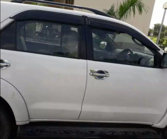 Toyota Fortuner 3.0 4x4 AT 2013