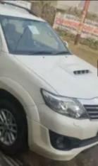 Toyota Fortuner 3.0 4X4 MT 2014