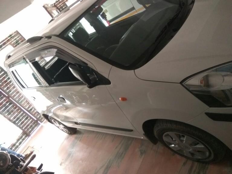 Maruti Suzuki WAGON R 1.0 LXI CNG 2016