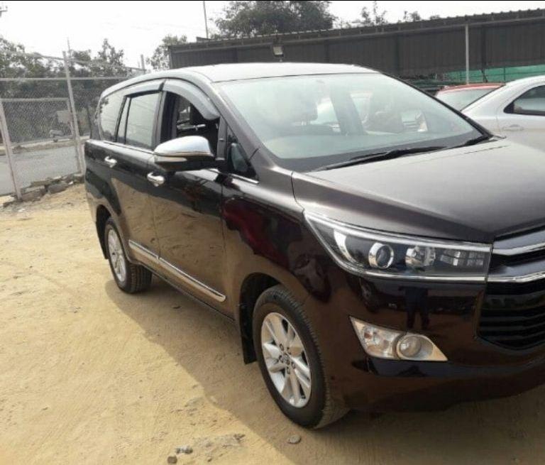 Toyota Innova Crysta 2.4 ZX 7 STR 2017
